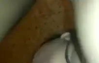 إنها فاتنة مثيرة بزاز كبير وقد امتصت قضيبي كما لو كان آخر قضيب على وجه الأرض ثم مارست الجنس معها بشدة حتى صرخت للمزيد وبعد ذلك، ولزيادة الأمر، ابتلعت كل قطرة من حملي