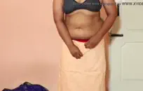 أحمر الشعر في سن المراهقة سميكة يأخذ الديك في المؤخرة.