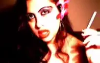 شقراء الساخنة مع شعر كس مارس الجنس من قبل ديك كبيرة القديمة في الحمار.