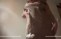 فاتنة الساخنة ذات البطيخ الضخم ضغطت على قضيبي بقوة لدرجة أنه برز مثل البثور.