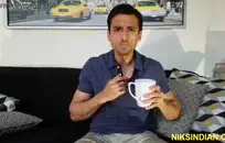 Tatted فتاة مارس الجنس في المؤخرة ونائب الرئيس على الحمار.