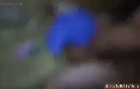 ماما تعرف كيف تمص قضيبها.