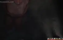 فتاة الساخنة في سن المراهقة مع الثدي المثالي مارس الجنس.