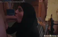 تسير حفلة العازبة بشكل خاطئ للغاية مع كل أنواع الجنس والمخدرات والكحول.