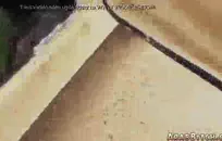 إنها عاهرة شقراء تحب مص ديك ولعق كس والحصول على مارس الجنس بقوة