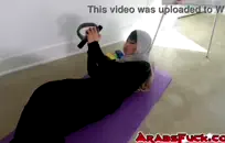 الشباب في سن المراهقة مارس الجنس أمام الكاميرا.